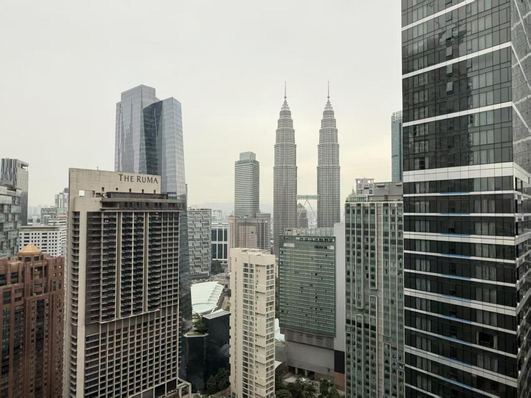 8 Kia Peng Klcc By Wsd — Photos 1